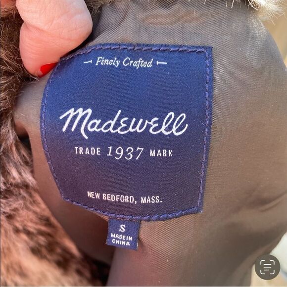 Madewell Vegan Faux Fur Brown Vest size small - Picture 6 of 6